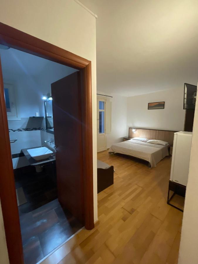 Il Vicoletto Guest House Porto Torres Eksteriør billede
