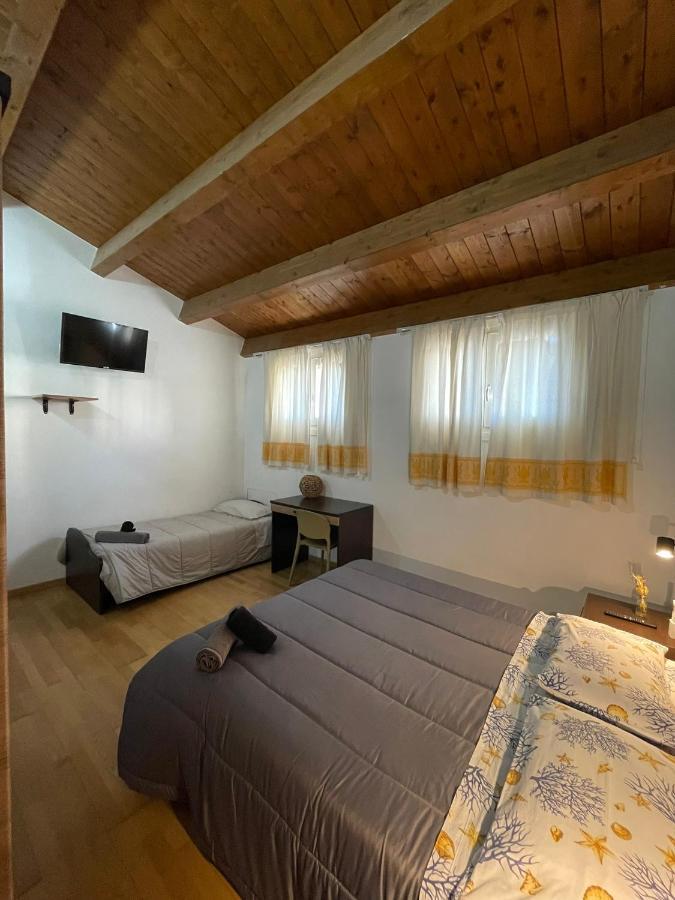 Il Vicoletto Guest House Porto Torres Eksteriør billede