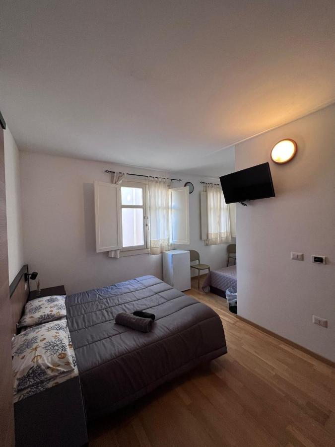 Il Vicoletto Guest House Porto Torres Eksteriør billede