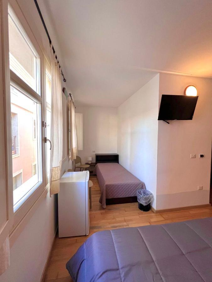 Il Vicoletto Guest House Porto Torres Eksteriør billede